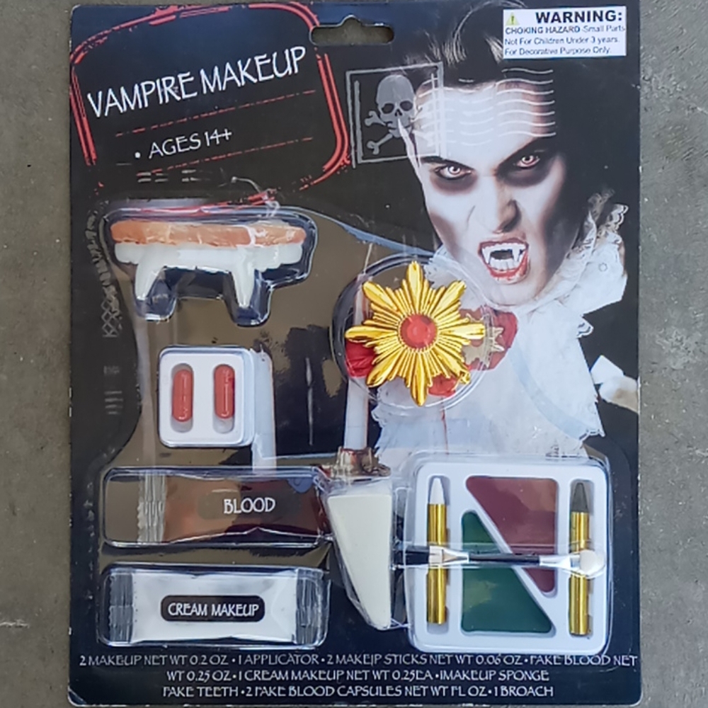 Vampire Makeup Halloween Dress Up Set